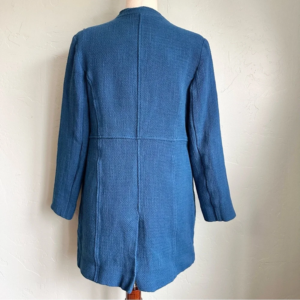 Chico's Women‎ Modern Textured Jacket Blue Gold Buttons Medium 8 EUC Luxe Preppy